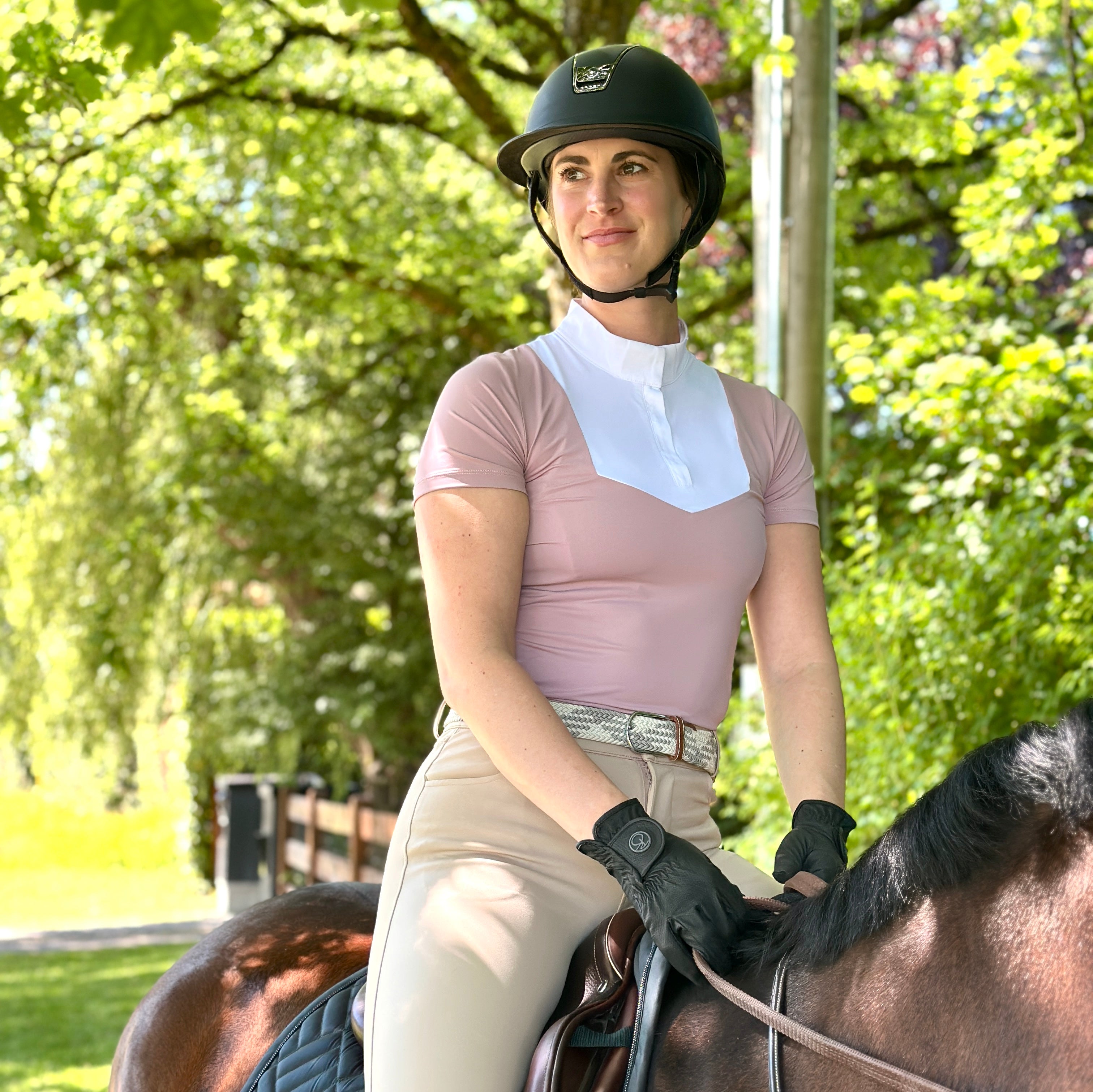 Alma Short Sleeve Show Shirt