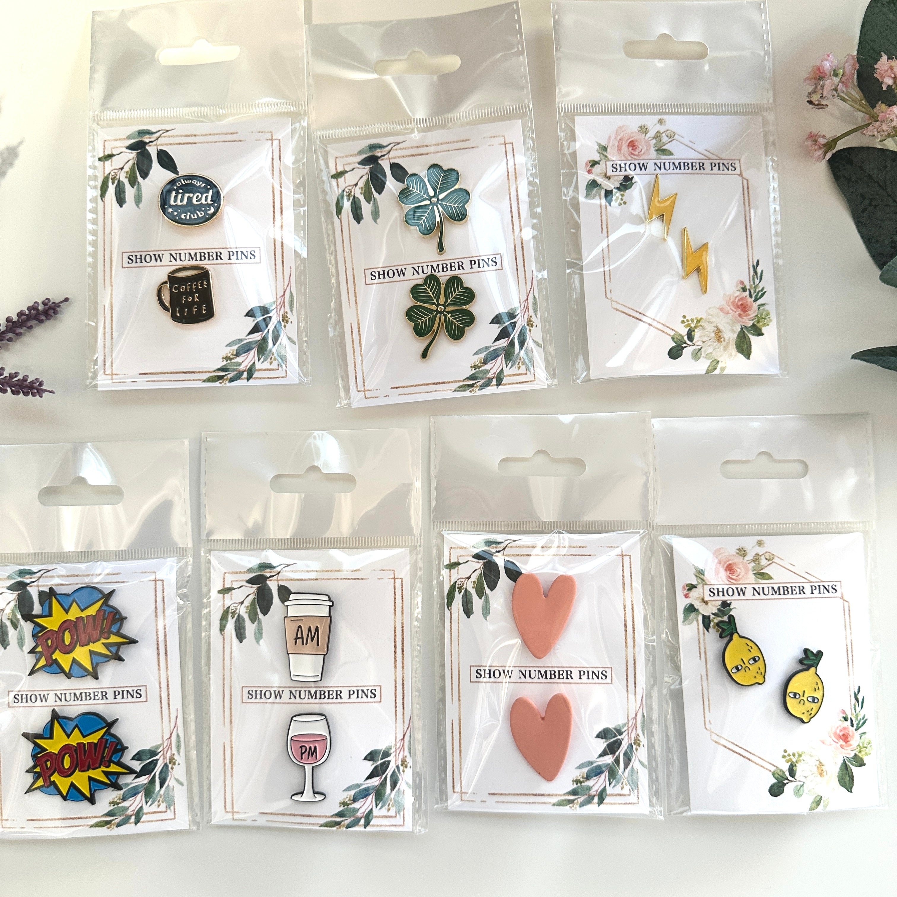 Saddle Pad Show Pins