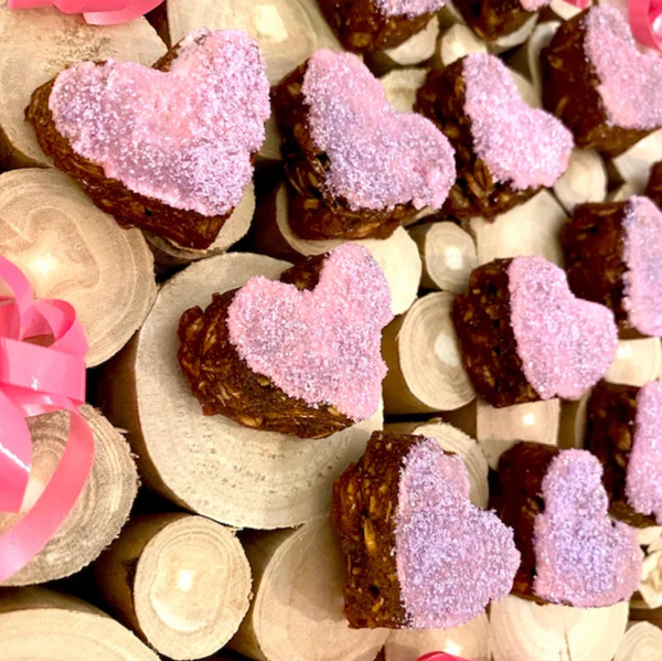 Molasses Horse Biscuits Rosé Sprinkle