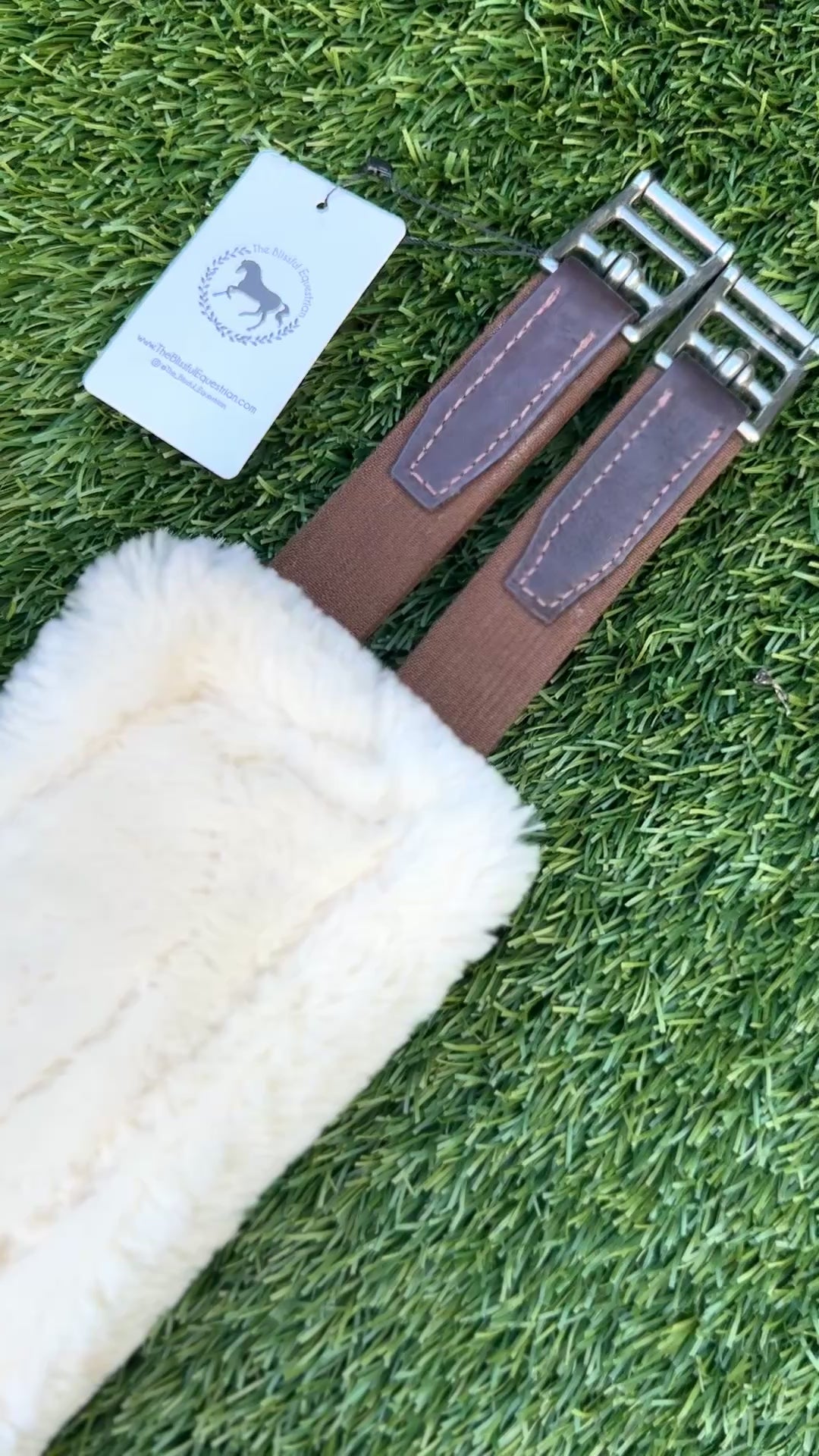 Soft Padded Pro Leather Hunter Girth with Liner Options